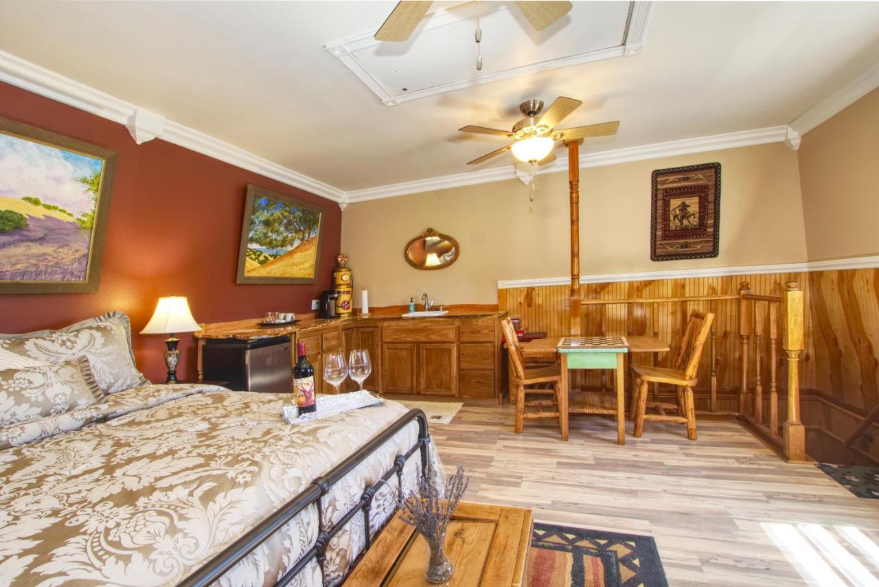 Forfriends Inn Wine Country Bed And Breakfast Santa Ynez Dış mekan fotoğraf