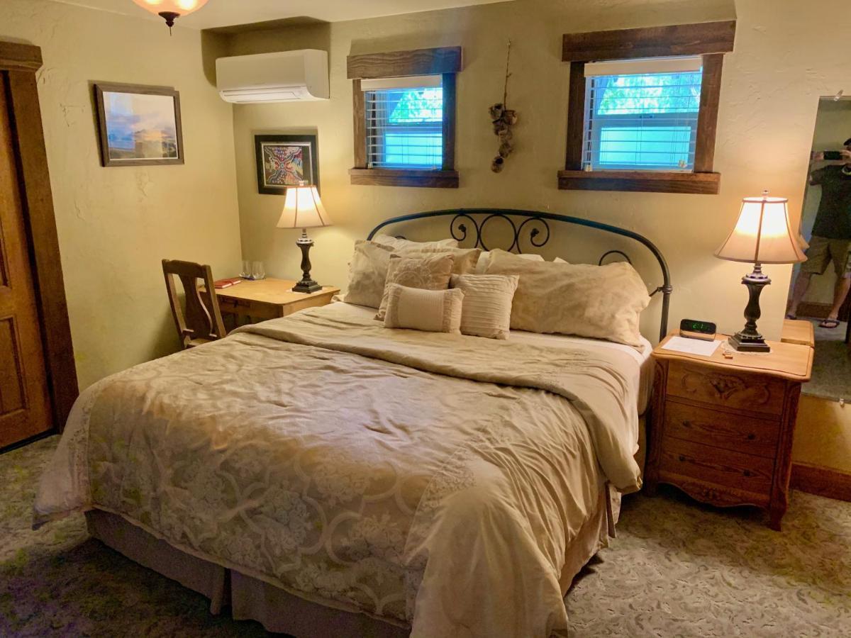 Forfriends Inn Wine Country Bed And Breakfast Santa Ynez Dış mekan fotoğraf